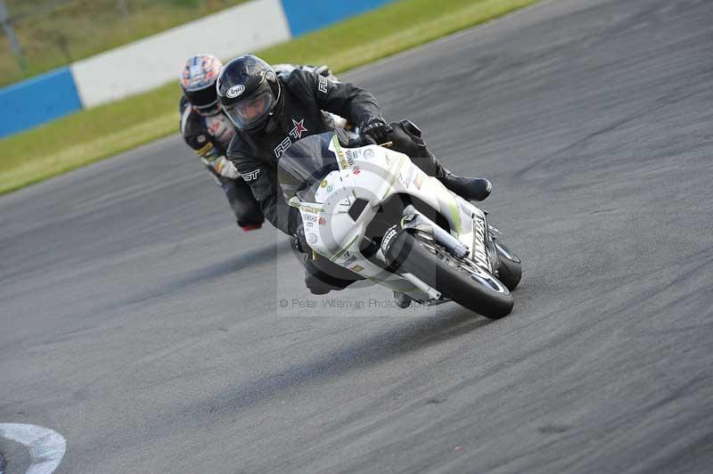 Motorcycle action photographs;donington;donington park leicestershire;donington photographs;event digital images;eventdigitalimages;no limits trackday;peter wileman photography;trackday;trackday digital images;trackday photos