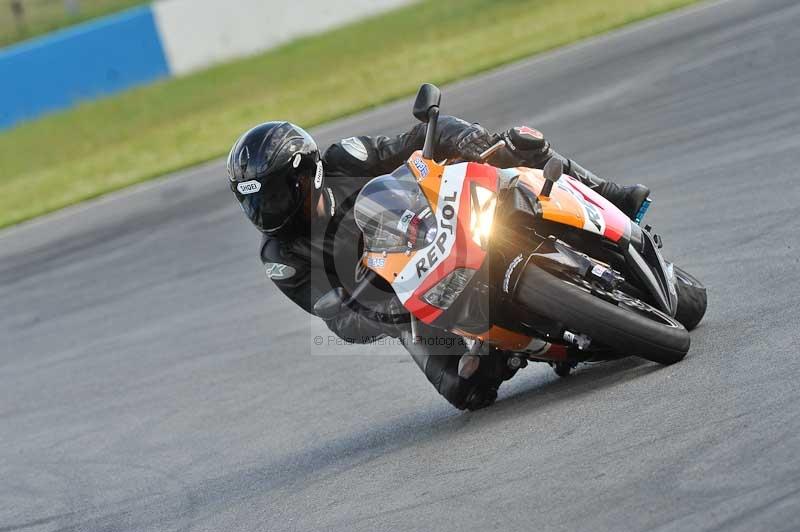Motorcycle action photographs;donington;donington park leicestershire;donington photographs;event digital images;eventdigitalimages;no limits trackday;peter wileman photography;trackday;trackday digital images;trackday photos