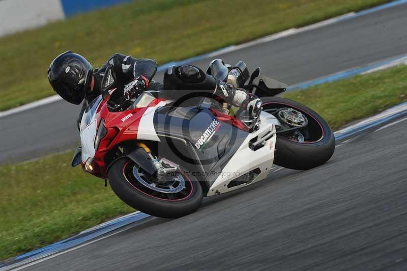 Motorcycle action photographs;donington;donington park leicestershire;donington photographs;event digital images;eventdigitalimages;no limits trackday;peter wileman photography;trackday;trackday digital images;trackday photos