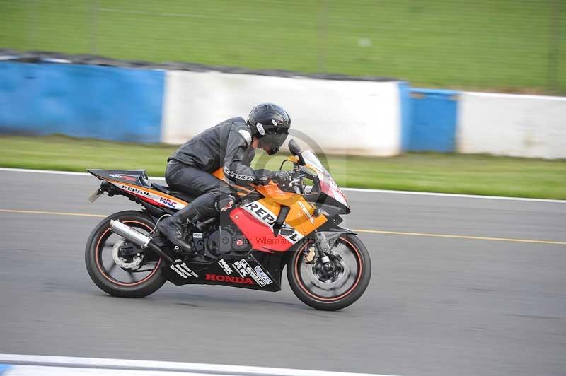 Motorcycle action photographs;donington;donington park leicestershire;donington photographs;event digital images;eventdigitalimages;no limits trackday;peter wileman photography;trackday;trackday digital images;trackday photos