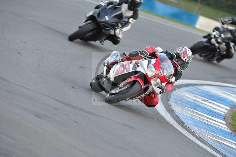 Motorcycle action photographs;donington;donington park leicestershire;donington photographs;event digital images;eventdigitalimages;no limits trackday;peter wileman photography;trackday;trackday digital images;trackday photos