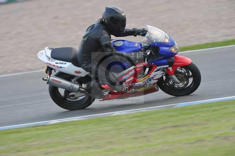 Motorcycle action photographs;donington;donington park leicestershire;donington photographs;event digital images;eventdigitalimages;no limits trackday;peter wileman photography;trackday;trackday digital images;trackday photos