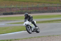 Motorcycle-action-photographs;donington;donington-park-leicestershire;donington-photographs;event-digital-images;eventdigitalimages;no-limits-trackday;peter-wileman-photography;trackday;trackday-digital-images;trackday-photos