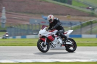 Motorcycle-action-photographs;donington;donington-park-leicestershire;donington-photographs;event-digital-images;eventdigitalimages;no-limits-trackday;peter-wileman-photography;trackday;trackday-digital-images;trackday-photos