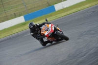 Motorcycle-action-photographs;donington;donington-park-leicestershire;donington-photographs;event-digital-images;eventdigitalimages;no-limits-trackday;peter-wileman-photography;trackday;trackday-digital-images;trackday-photos