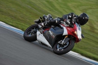 Motorcycle-action-photographs;donington;donington-park-leicestershire;donington-photographs;event-digital-images;eventdigitalimages;no-limits-trackday;peter-wileman-photography;trackday;trackday-digital-images;trackday-photos