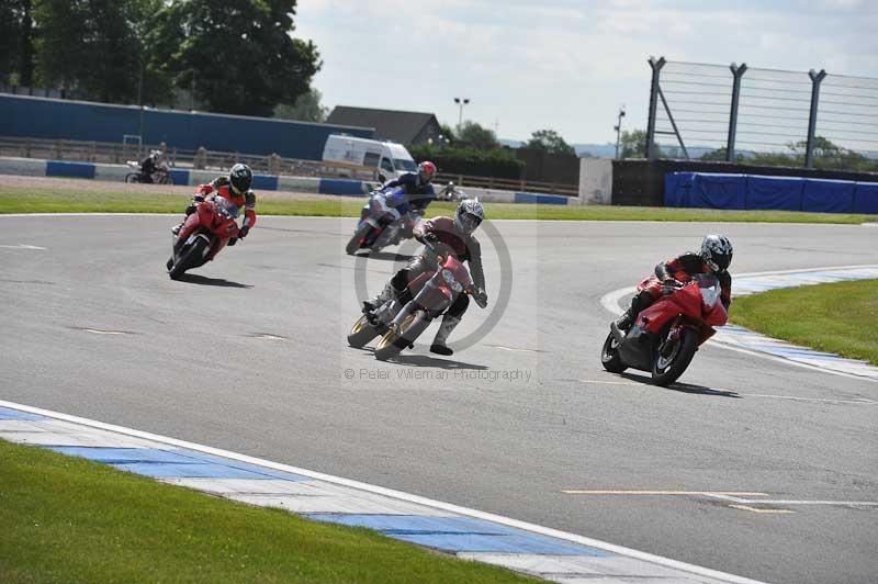 Motorcycle action photographs;donington;donington park leicestershire;donington photographs;event digital images;eventdigitalimages;no limits trackday;peter wileman photography;trackday;trackday digital images;trackday photos