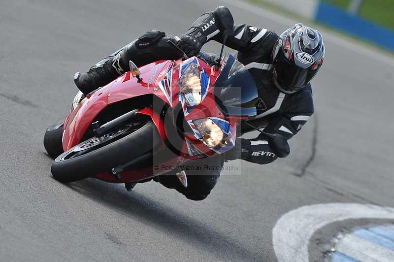 Motorcycle action photographs;donington;donington park leicestershire;donington photographs;event digital images;eventdigitalimages;no limits trackday;peter wileman photography;trackday;trackday digital images;trackday photos