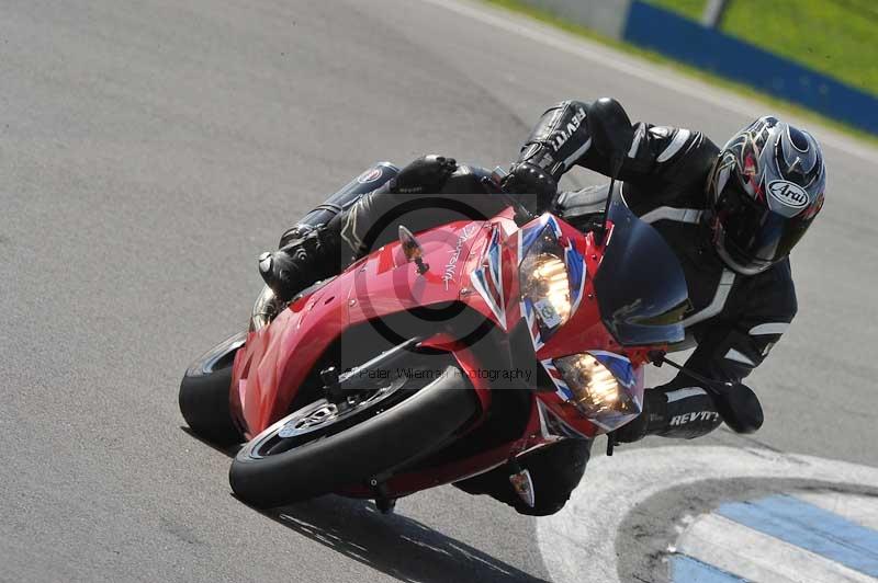 Motorcycle action photographs;donington;donington park leicestershire;donington photographs;event digital images;eventdigitalimages;no limits trackday;peter wileman photography;trackday;trackday digital images;trackday photos