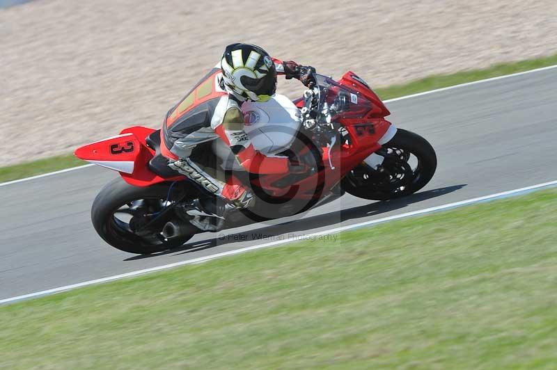 Motorcycle action photographs;donington;donington park leicestershire;donington photographs;event digital images;eventdigitalimages;no limits trackday;peter wileman photography;trackday;trackday digital images;trackday photos