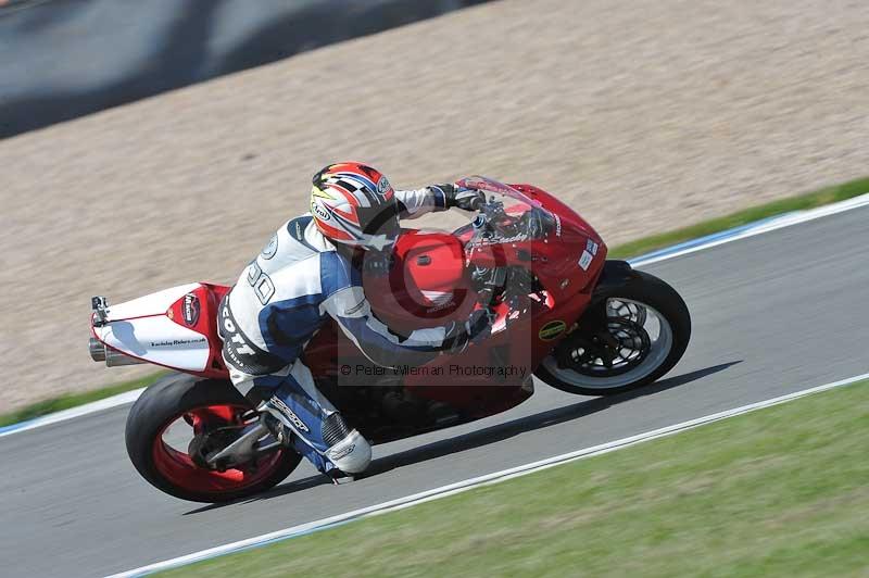 Motorcycle action photographs;donington;donington park leicestershire;donington photographs;event digital images;eventdigitalimages;no limits trackday;peter wileman photography;trackday;trackday digital images;trackday photos