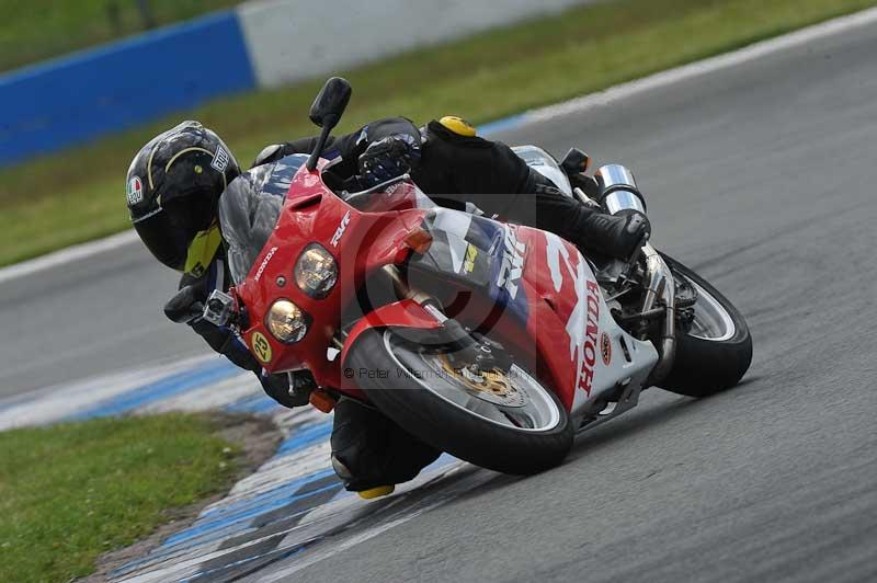 Motorcycle action photographs;donington;donington park leicestershire;donington photographs;event digital images;eventdigitalimages;no limits trackday;peter wileman photography;trackday;trackday digital images;trackday photos