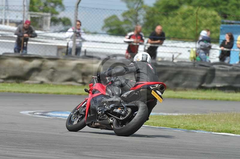 Motorcycle action photographs;donington;donington park leicestershire;donington photographs;event digital images;eventdigitalimages;no limits trackday;peter wileman photography;trackday;trackday digital images;trackday photos