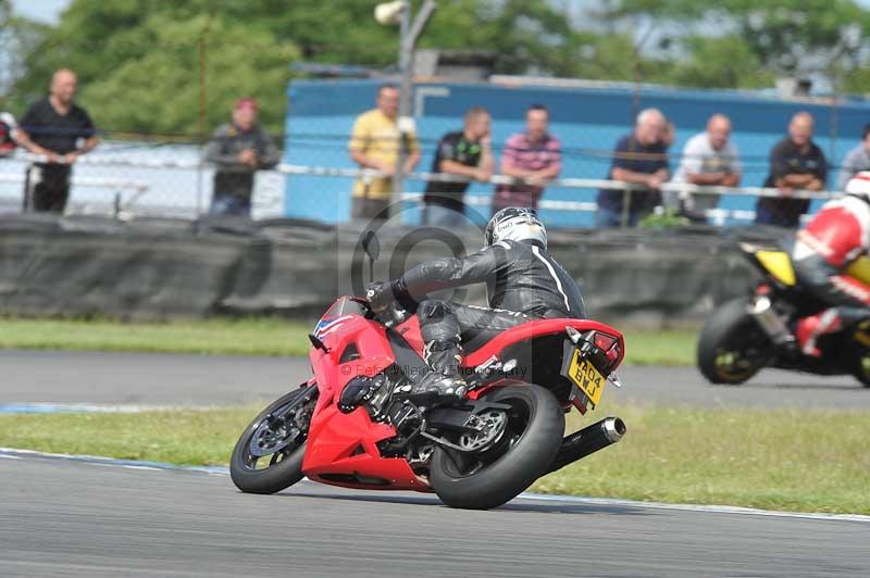 Motorcycle action photographs;donington;donington park leicestershire;donington photographs;event digital images;eventdigitalimages;no limits trackday;peter wileman photography;trackday;trackday digital images;trackday photos