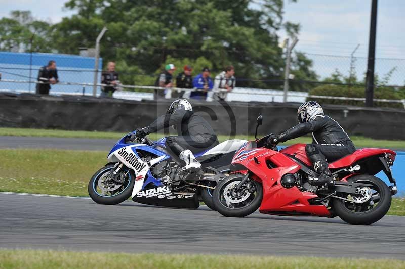 Motorcycle action photographs;donington;donington park leicestershire;donington photographs;event digital images;eventdigitalimages;no limits trackday;peter wileman photography;trackday;trackday digital images;trackday photos