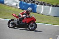 Motorcycle-action-photographs;donington;donington-park-leicestershire;donington-photographs;event-digital-images;eventdigitalimages;no-limits-trackday;peter-wileman-photography;trackday;trackday-digital-images;trackday-photos