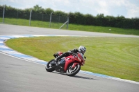 Motorcycle-action-photographs;donington;donington-park-leicestershire;donington-photographs;event-digital-images;eventdigitalimages;no-limits-trackday;peter-wileman-photography;trackday;trackday-digital-images;trackday-photos