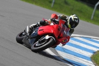 Motorcycle-action-photographs;donington;donington-park-leicestershire;donington-photographs;event-digital-images;eventdigitalimages;no-limits-trackday;peter-wileman-photography;trackday;trackday-digital-images;trackday-photos