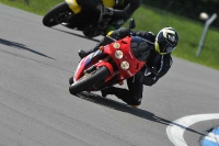 Motorcycle-action-photographs;donington;donington-park-leicestershire;donington-photographs;event-digital-images;eventdigitalimages;no-limits-trackday;peter-wileman-photography;trackday;trackday-digital-images;trackday-photos