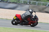 Motorcycle-action-photographs;donington;donington-park-leicestershire;donington-photographs;event-digital-images;eventdigitalimages;no-limits-trackday;peter-wileman-photography;trackday;trackday-digital-images;trackday-photos