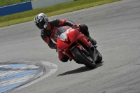 Motorcycle-action-photographs;donington;donington-park-leicestershire;donington-photographs;event-digital-images;eventdigitalimages;no-limits-trackday;peter-wileman-photography;trackday;trackday-digital-images;trackday-photos