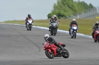 Motorcycle-action-photographs;donington;donington-park-leicestershire;donington-photographs;event-digital-images;eventdigitalimages;no-limits-trackday;peter-wileman-photography;trackday;trackday-digital-images;trackday-photos