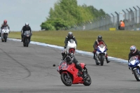 Motorcycle-action-photographs;donington;donington-park-leicestershire;donington-photographs;event-digital-images;eventdigitalimages;no-limits-trackday;peter-wileman-photography;trackday;trackday-digital-images;trackday-photos