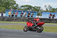 Motorcycle-action-photographs;donington;donington-park-leicestershire;donington-photographs;event-digital-images;eventdigitalimages;no-limits-trackday;peter-wileman-photography;trackday;trackday-digital-images;trackday-photos