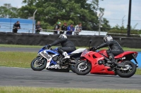 Motorcycle-action-photographs;donington;donington-park-leicestershire;donington-photographs;event-digital-images;eventdigitalimages;no-limits-trackday;peter-wileman-photography;trackday;trackday-digital-images;trackday-photos