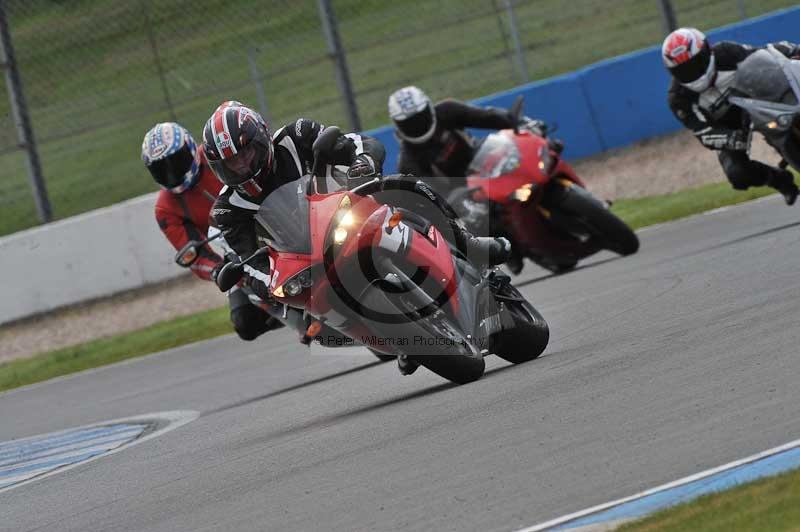 Motorcycle action photographs;donington;donington park leicestershire;donington photographs;event digital images;eventdigitalimages;no limits trackday;peter wileman photography;trackday;trackday digital images;trackday photos