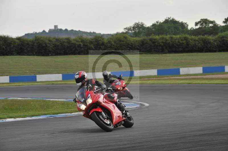 Motorcycle action photographs;donington;donington park leicestershire;donington photographs;event digital images;eventdigitalimages;no limits trackday;peter wileman photography;trackday;trackday digital images;trackday photos