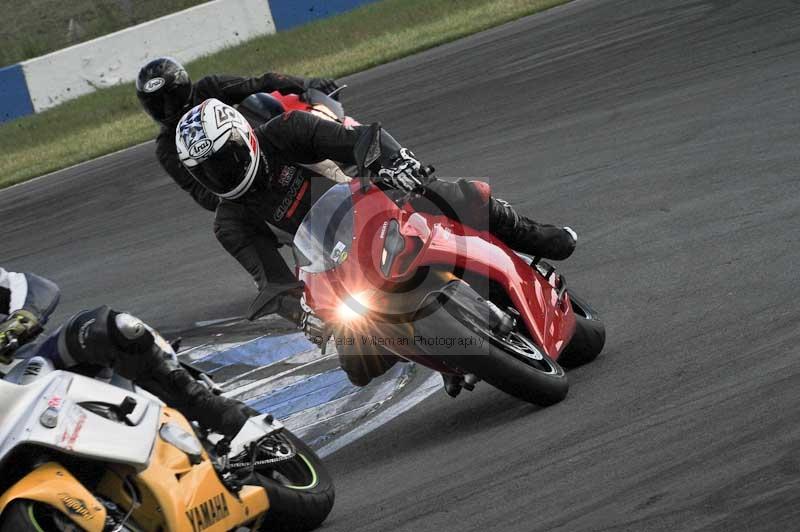 Motorcycle action photographs;donington;donington park leicestershire;donington photographs;event digital images;eventdigitalimages;no limits trackday;peter wileman photography;trackday;trackday digital images;trackday photos