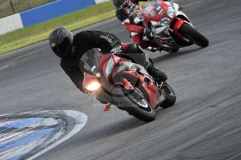 Motorcycle action photographs;donington;donington park leicestershire;donington photographs;event digital images;eventdigitalimages;no limits trackday;peter wileman photography;trackday;trackday digital images;trackday photos