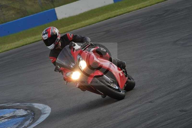 Motorcycle action photographs;donington;donington park leicestershire;donington photographs;event digital images;eventdigitalimages;no limits trackday;peter wileman photography;trackday;trackday digital images;trackday photos