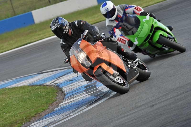 Motorcycle action photographs;donington;donington park leicestershire;donington photographs;event digital images;eventdigitalimages;no limits trackday;peter wileman photography;trackday;trackday digital images;trackday photos