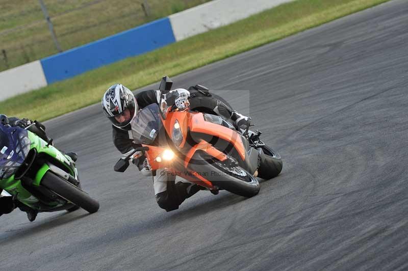 Motorcycle action photographs;donington;donington park leicestershire;donington photographs;event digital images;eventdigitalimages;no limits trackday;peter wileman photography;trackday;trackday digital images;trackday photos