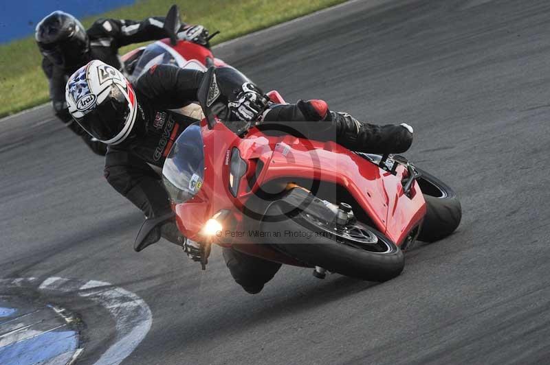 Motorcycle action photographs;donington;donington park leicestershire;donington photographs;event digital images;eventdigitalimages;no limits trackday;peter wileman photography;trackday;trackday digital images;trackday photos