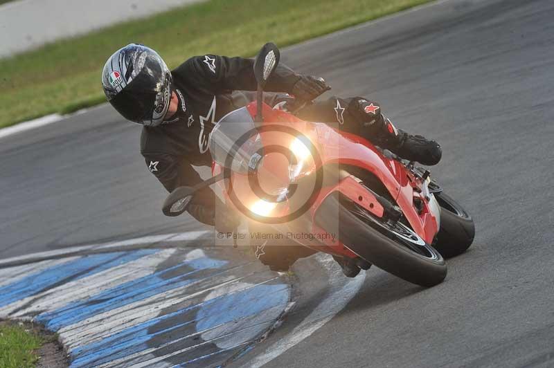 Motorcycle action photographs;donington;donington park leicestershire;donington photographs;event digital images;eventdigitalimages;no limits trackday;peter wileman photography;trackday;trackday digital images;trackday photos