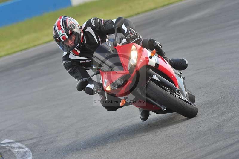 Motorcycle action photographs;donington;donington park leicestershire;donington photographs;event digital images;eventdigitalimages;no limits trackday;peter wileman photography;trackday;trackday digital images;trackday photos