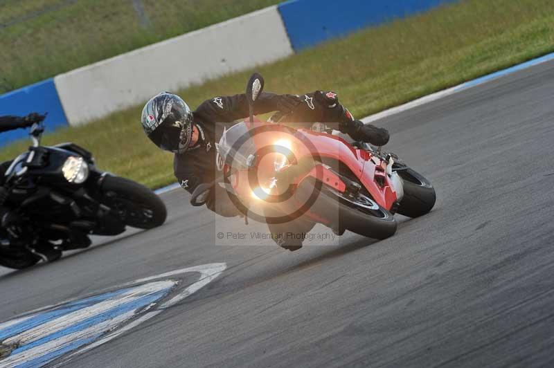 Motorcycle action photographs;donington;donington park leicestershire;donington photographs;event digital images;eventdigitalimages;no limits trackday;peter wileman photography;trackday;trackday digital images;trackday photos