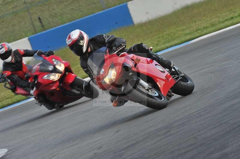 Motorcycle action photographs;donington;donington park leicestershire;donington photographs;event digital images;eventdigitalimages;no limits trackday;peter wileman photography;trackday;trackday digital images;trackday photos