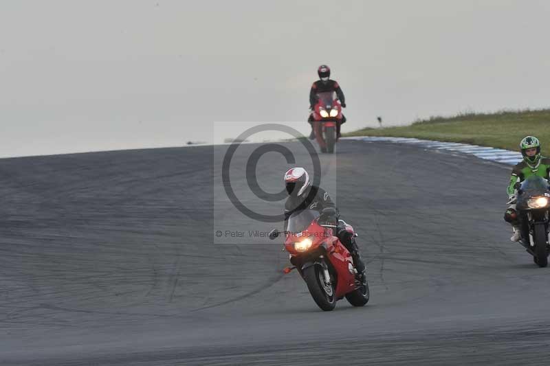 Motorcycle action photographs;donington;donington park leicestershire;donington photographs;event digital images;eventdigitalimages;no limits trackday;peter wileman photography;trackday;trackday digital images;trackday photos