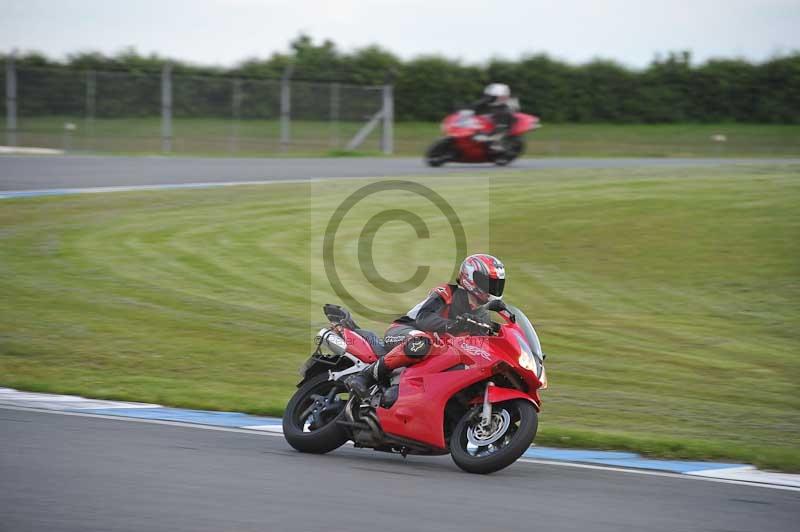 Motorcycle action photographs;donington;donington park leicestershire;donington photographs;event digital images;eventdigitalimages;no limits trackday;peter wileman photography;trackday;trackday digital images;trackday photos