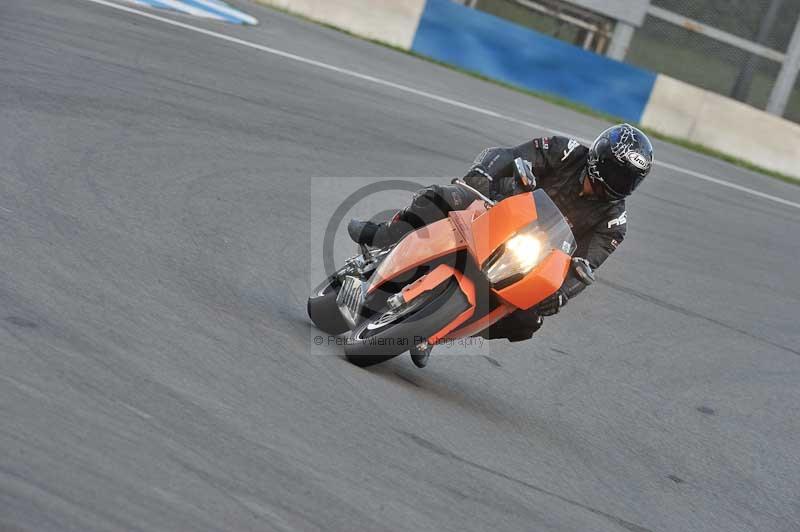 Motorcycle action photographs;donington;donington park leicestershire;donington photographs;event digital images;eventdigitalimages;no limits trackday;peter wileman photography;trackday;trackday digital images;trackday photos