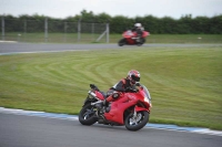 Motorcycle-action-photographs;donington;donington-park-leicestershire;donington-photographs;event-digital-images;eventdigitalimages;no-limits-trackday;peter-wileman-photography;trackday;trackday-digital-images;trackday-photos
