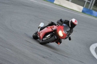 Motorcycle-action-photographs;donington;donington-park-leicestershire;donington-photographs;event-digital-images;eventdigitalimages;no-limits-trackday;peter-wileman-photography;trackday;trackday-digital-images;trackday-photos