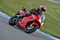 Motorcycle-action-photographs;donington;donington-park-leicestershire;donington-photographs;event-digital-images;eventdigitalimages;no-limits-trackday;peter-wileman-photography;trackday;trackday-digital-images;trackday-photos