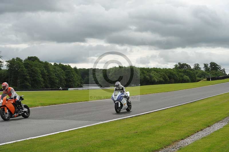 enduro digital images;event digital images;eventdigitalimages;no limits trackdays;oulton no limits trackday;oulton park cheshire;oulton trackday photographs;peter wileman photography;racing digital images;trackday digital images;trackday photos