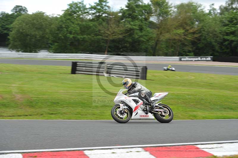 enduro digital images;event digital images;eventdigitalimages;no limits trackdays;oulton no limits trackday;oulton park cheshire;oulton trackday photographs;peter wileman photography;racing digital images;trackday digital images;trackday photos