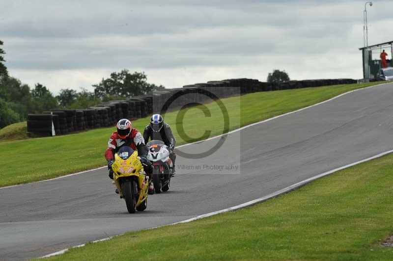enduro digital images;event digital images;eventdigitalimages;no limits trackdays;oulton no limits trackday;oulton park cheshire;oulton trackday photographs;peter wileman photography;racing digital images;trackday digital images;trackday photos